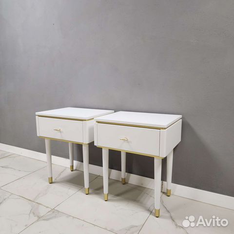 Тумба прикроватная