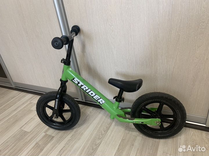 Беговел strider 12 classic