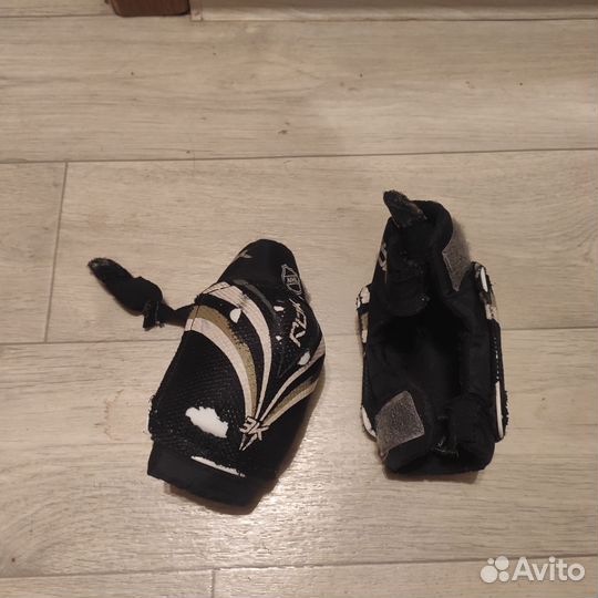 Коньки, щитки, налокотники детские