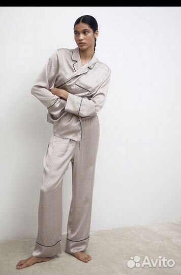 H&M пижама шелковистая с кантом