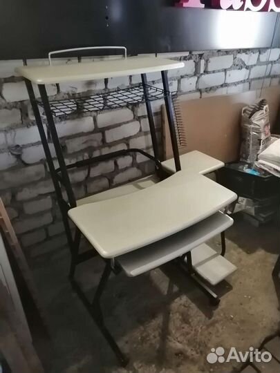 Компьютерный столик бу