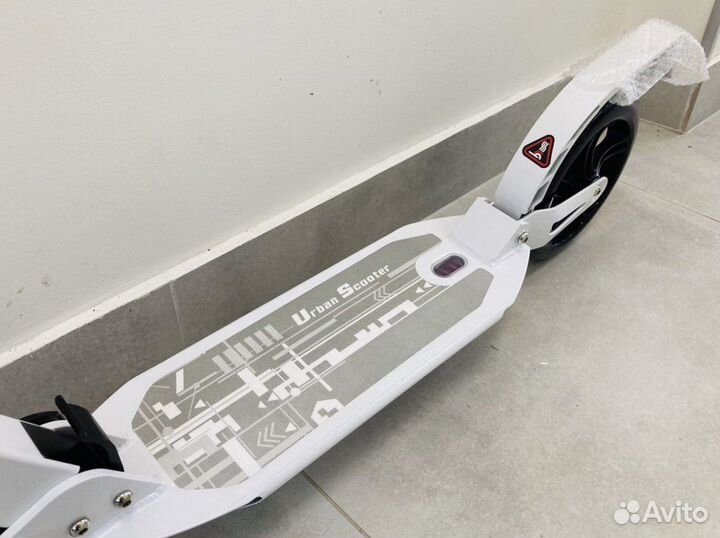 2-х крлесный самокат