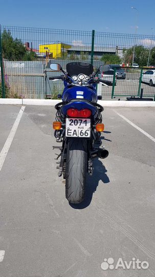 Мотоцикл Kawasaki ZR-7S