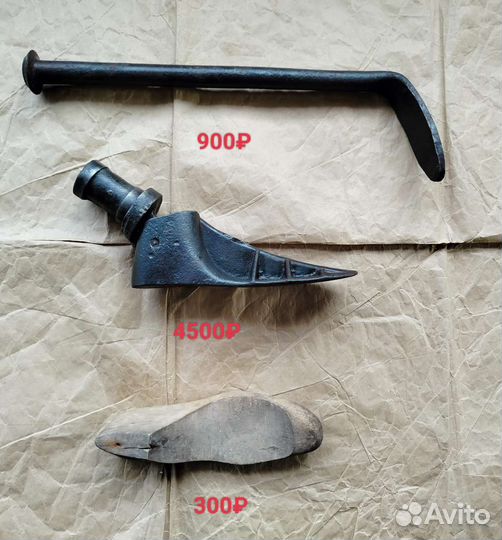 Старинный инструмент сапожника