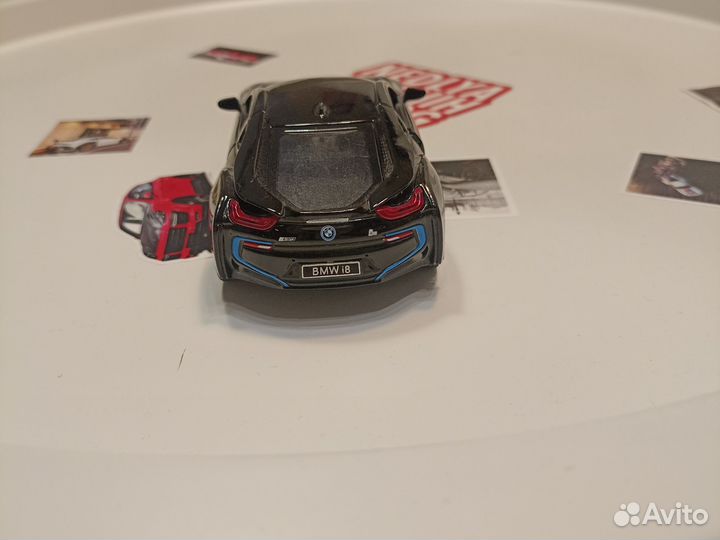 Модель BMW I8 1/36