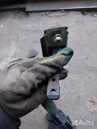 Ограничитель двери задней правой хайма 3