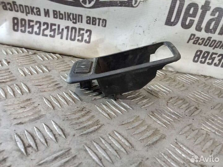 Кнопка стеклоподъемника задняя Ford Focus 2