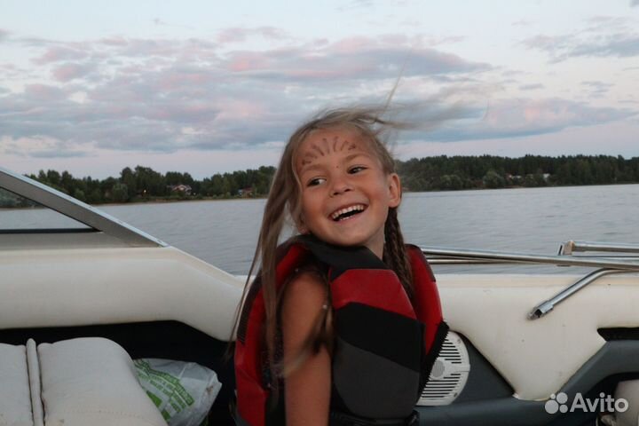 Катание на катере Москва и область