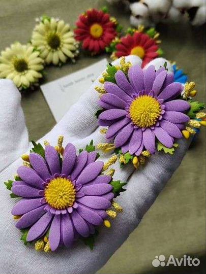 Цветы ромашки на резинке