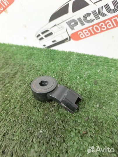 Датчик детонации Toyota Vitz NSP130 1nrfe