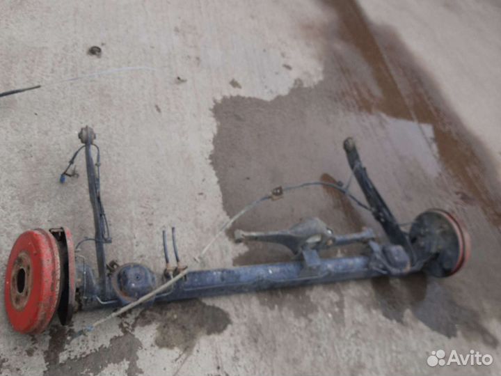 Балка задняя Nissan пресаж basara