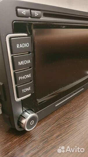 Оригинальная штатная магнитола volkswagen rns-510