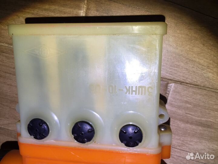 Фонарь аккумуляторный фар-1