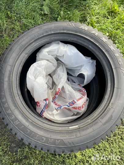 Maxxis ArcticTrekker NP3 225/55 R17