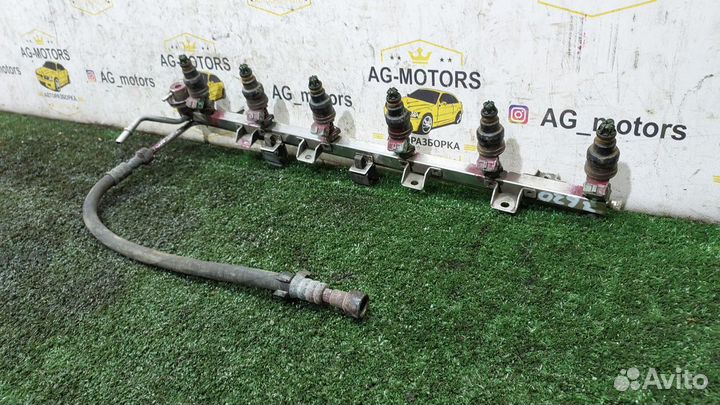 Рейка топливная рампа с форсунками BMW E39 М52,2.8