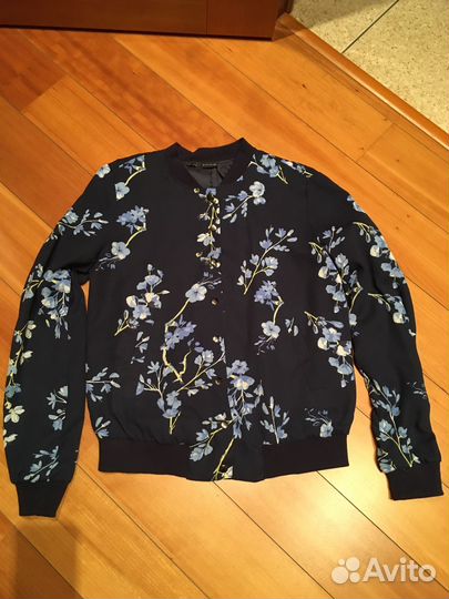 Куртка-блузон темно-синяя с цветами Германия