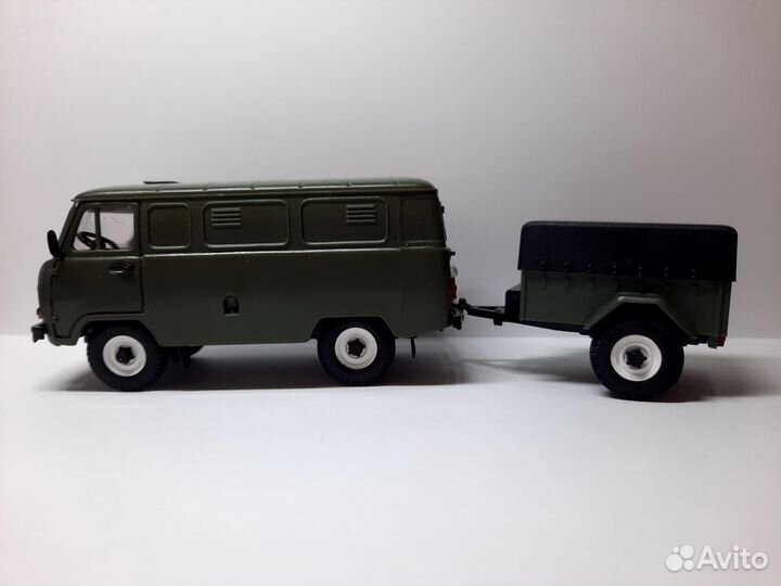 Модель УАЗ 3962 с прицепом 8109 Коллекционная