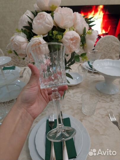 Аренда прокат посуды столов стульев