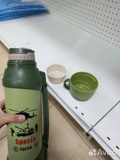 Термос военный 2.1л много