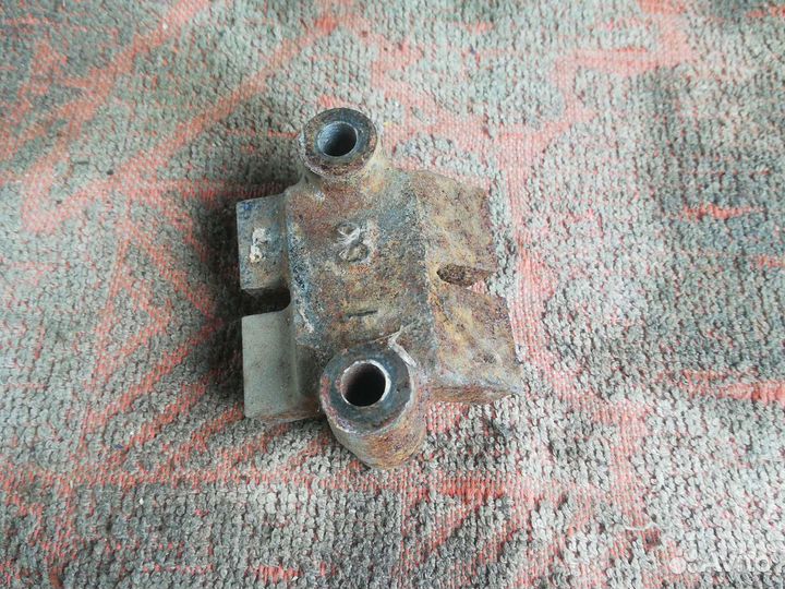 Распределитель тормозной системы Мазда CX-7