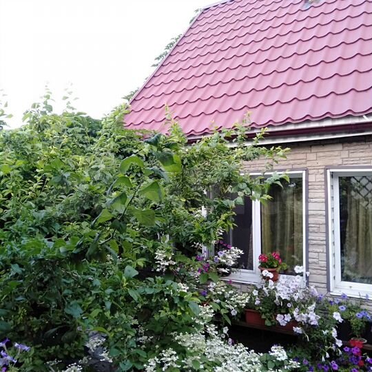 Дача 28 м² на участке 6 сот.