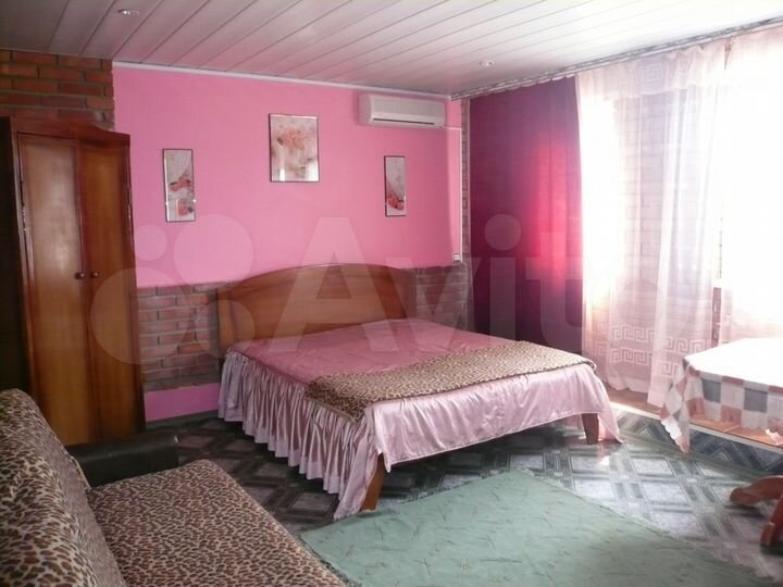 Комната 25 м² в 8-к., 2/3 эт.