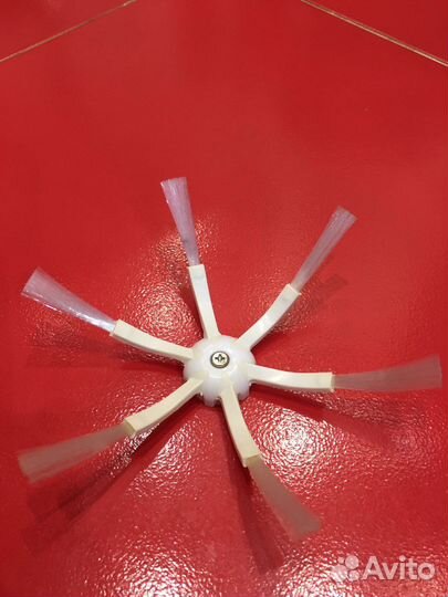 Боковая щетка для робота-пылесоса