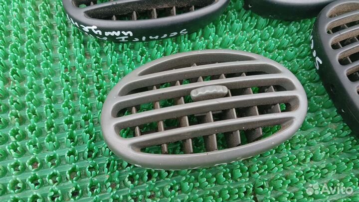 Дефлектор печки Renault Scenic I