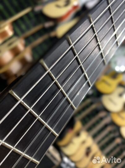 Yamaha C70 классическая гитара (Новая)