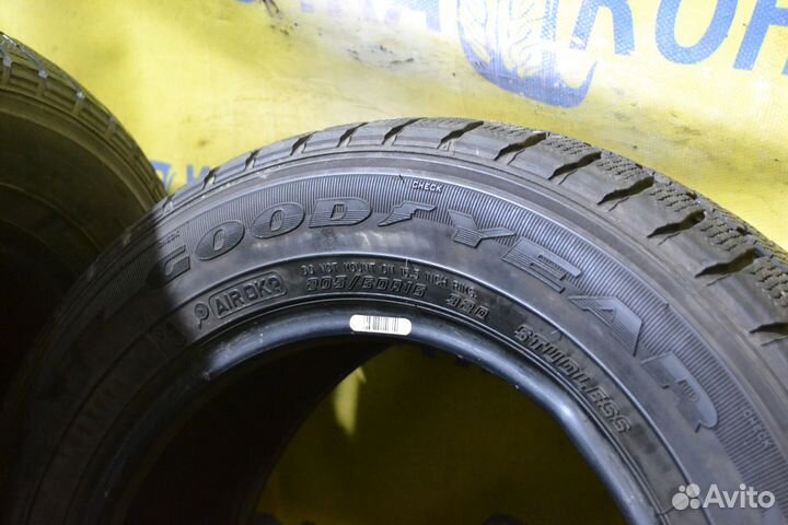 Goodyear Ice Navi Zea II 205/60 R16