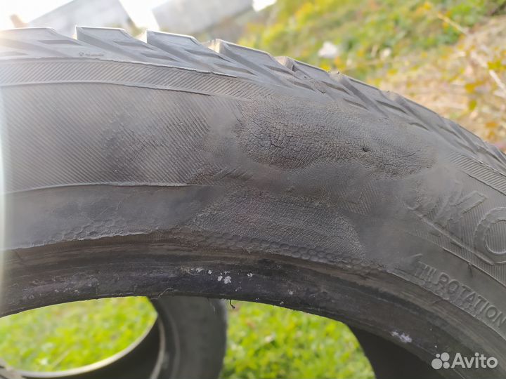 Yokohama Ice Guard Stud IG55 215/55 R16