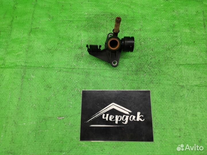 Фланец системы охлаждения Audi Q5 / A4 / A5 / A6