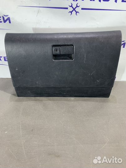 Бардачок Toyota Chaser JZX100