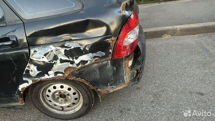 LADA Priora 1.6 МТ, 2008, битый, 109 000 км