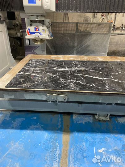 Резка и раскрой натурального камня