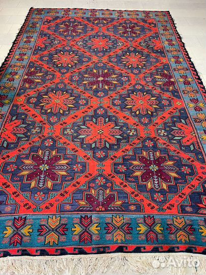 Ковер шерстяной ручной работы