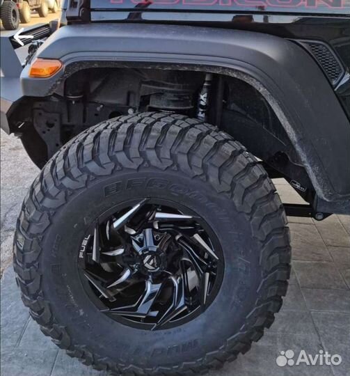 Диски Fuel Reaction R17 5x127 Jeep Wrangler