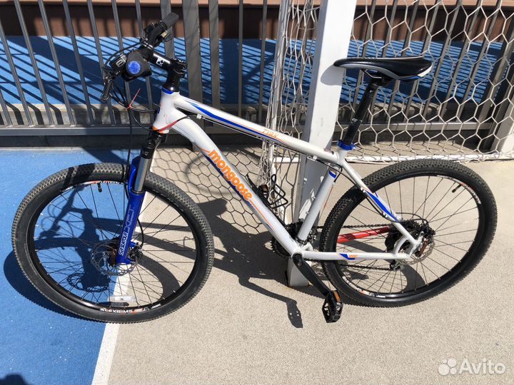 Mongoose, рама М, колеса 26, гидравлика, 24 ск