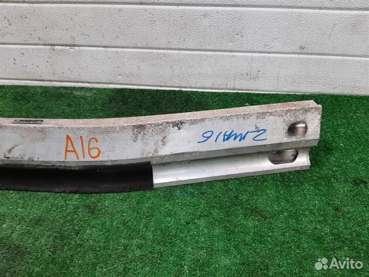 Усилитель бампера заднего Lexus RX300 (MCU35) 2004