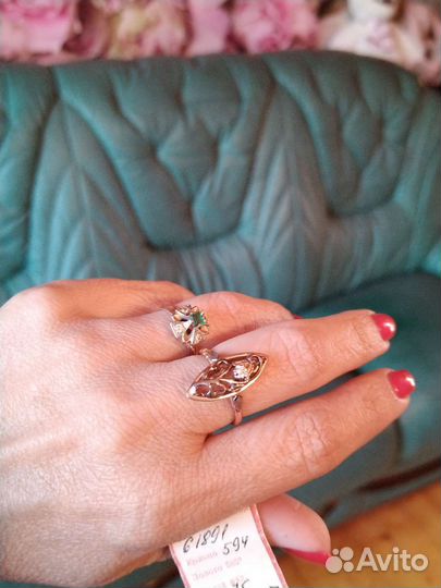 Золотое кольцо с бриллиантом (подснежник) СССР