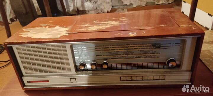 Радиола кантата 203