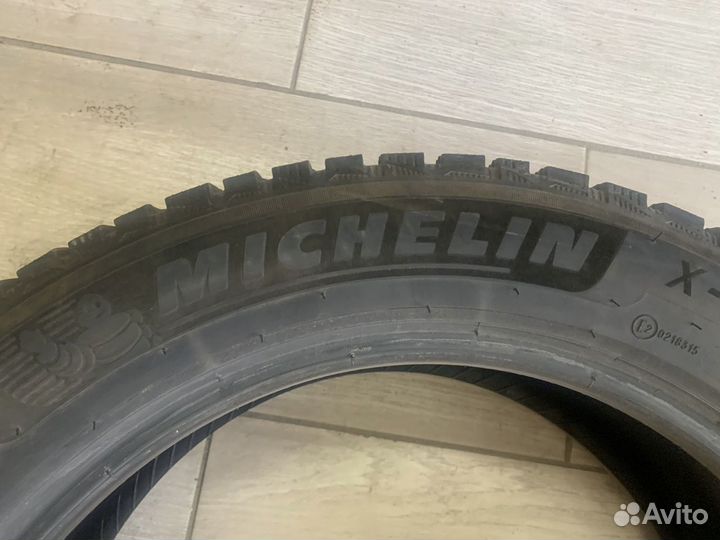 Michelin X-Ice North 2 235/55 R19