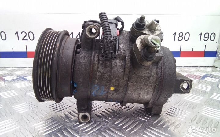 Компрессор кондиционера Chrysler 300C 2008
