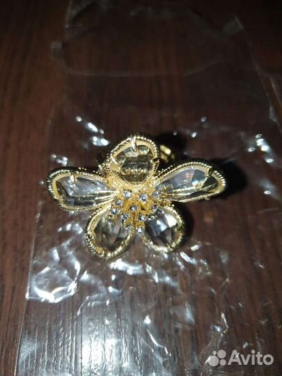 Кольцо женское