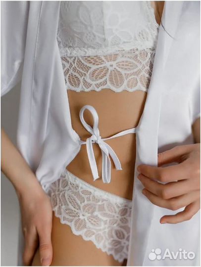 Белый шёлковый халатик 50-58 размер