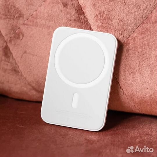 Внешний аккумулятор MagSafe для Айфон