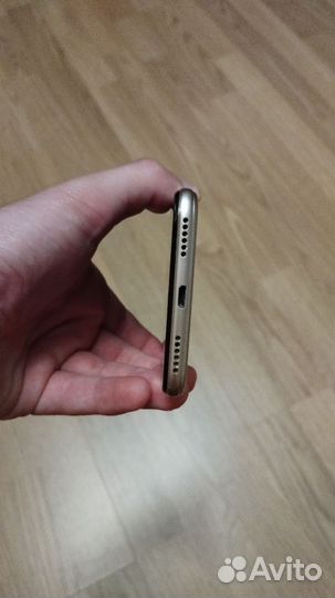HONOR 8A, 2/32 ГБ