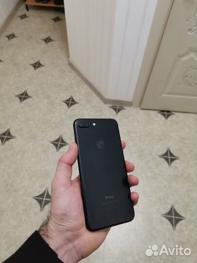iPhone 7 Plus, 32 ГБ