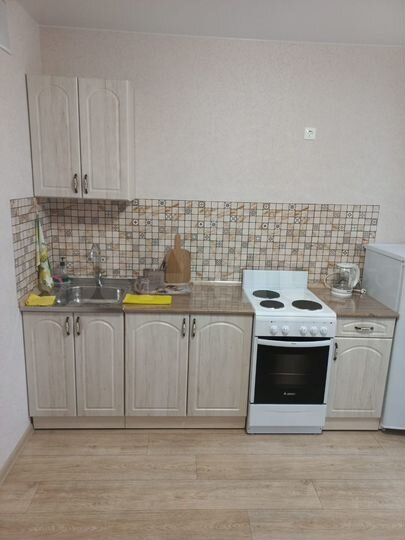 1-к. квартира, 42 м², 7/15 эт.