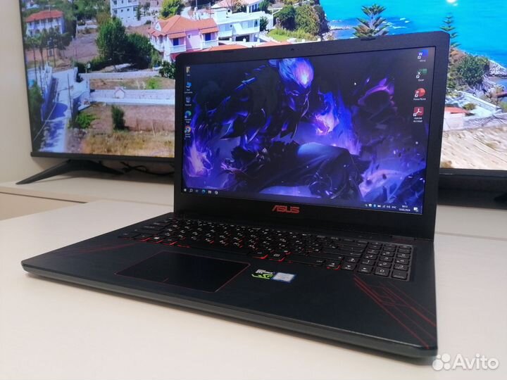 Мощный игровой ноутбук Asus